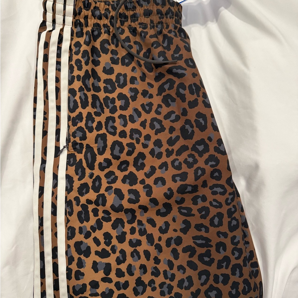 adidas Originals womens Firebird Loose Leopard Track Pants - Picture 4 of 4